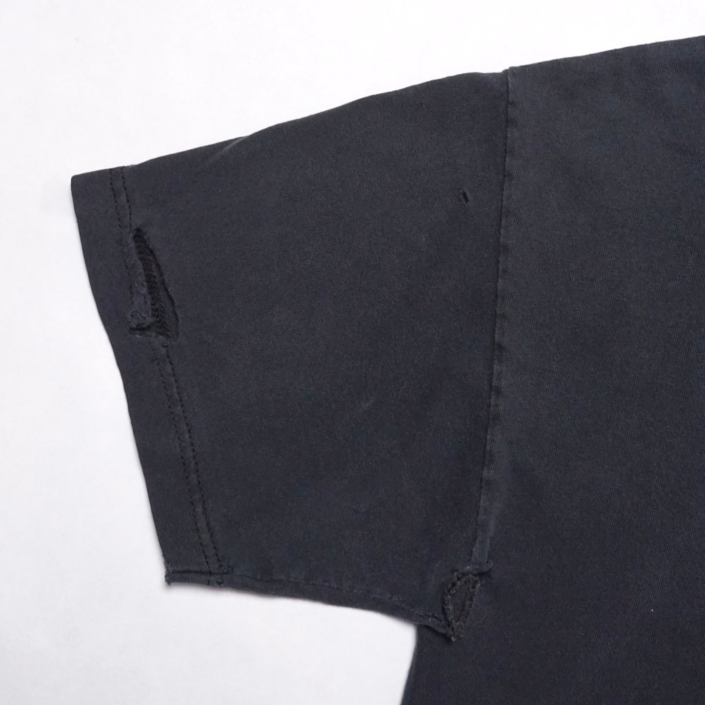 2000s Blank “Black” Size: S/M