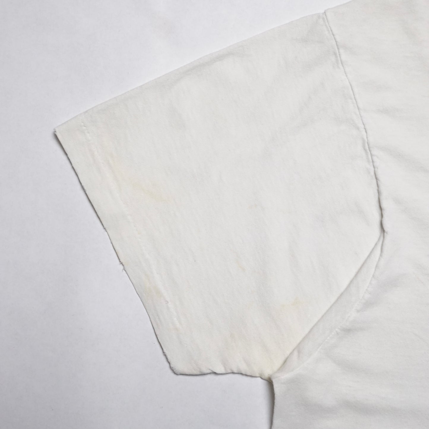 1980s Blank "White" Size: M