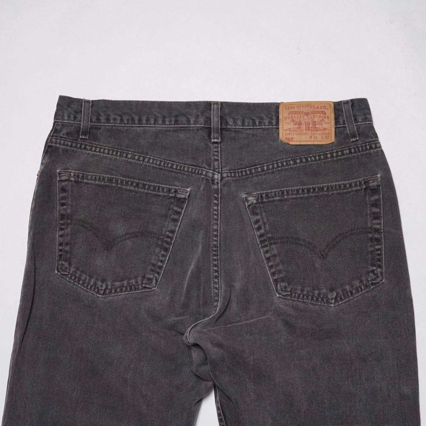 1990s Levi 505 "Faded" Size: 38W/31L