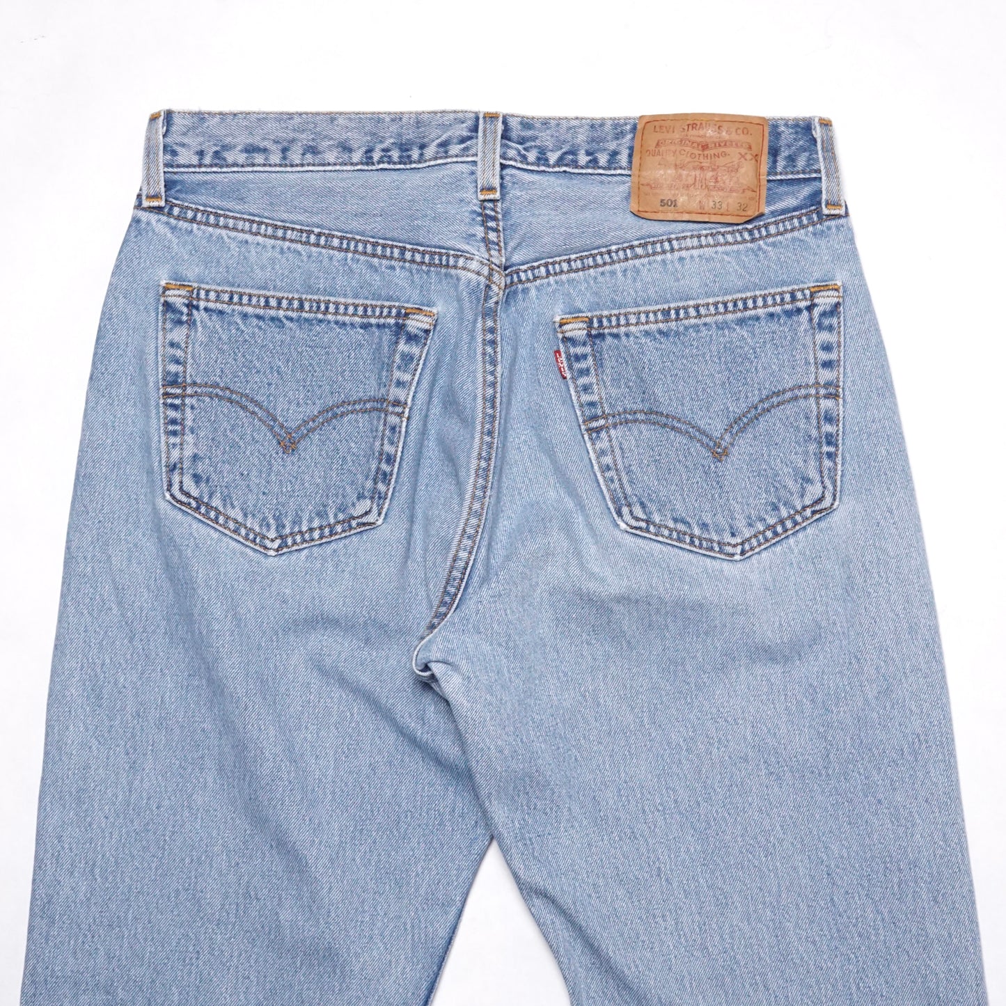 1990s Levi 501 “Light Wash” Size: 32W/32L