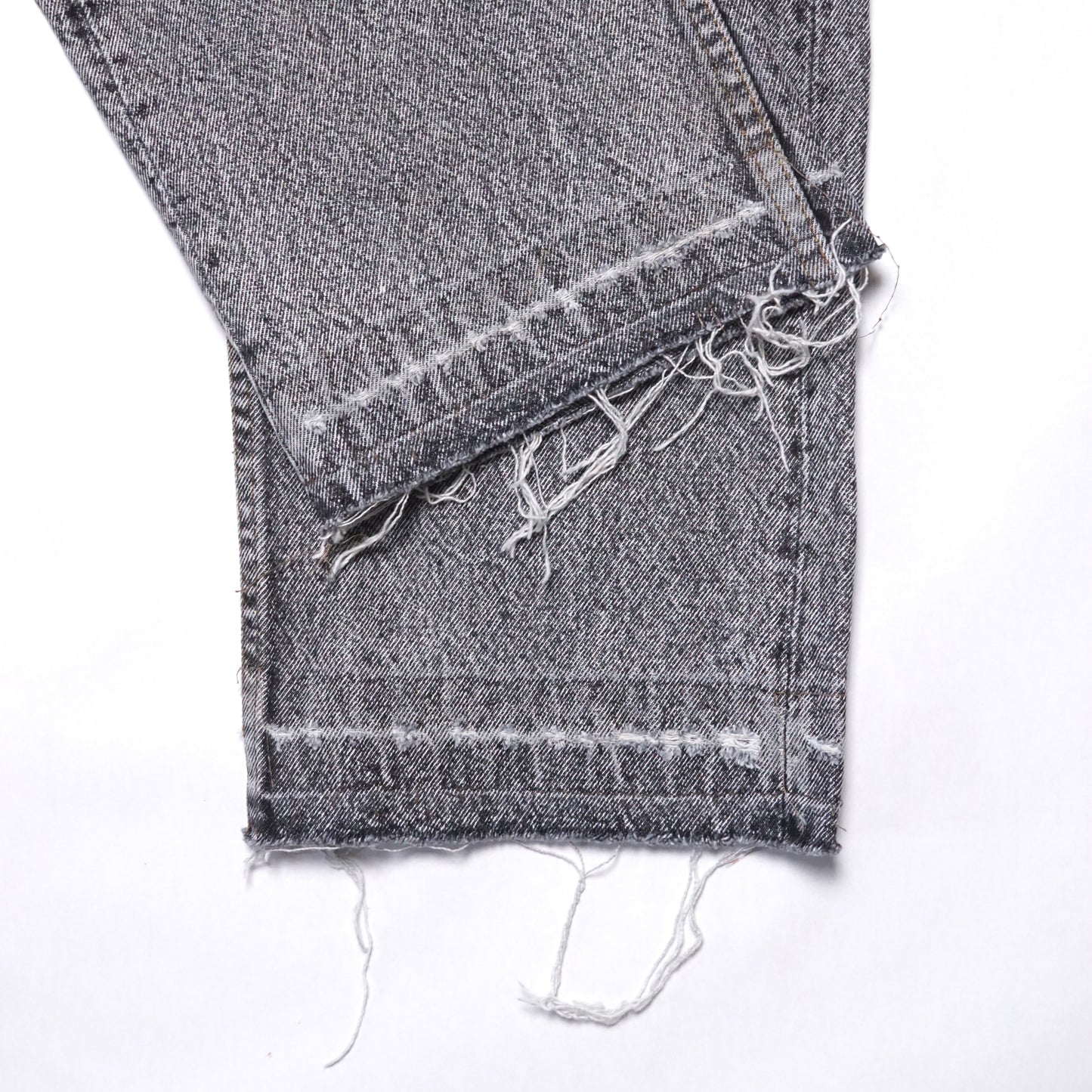 1980s Levi 501 "Grey" Size: 32W/30L