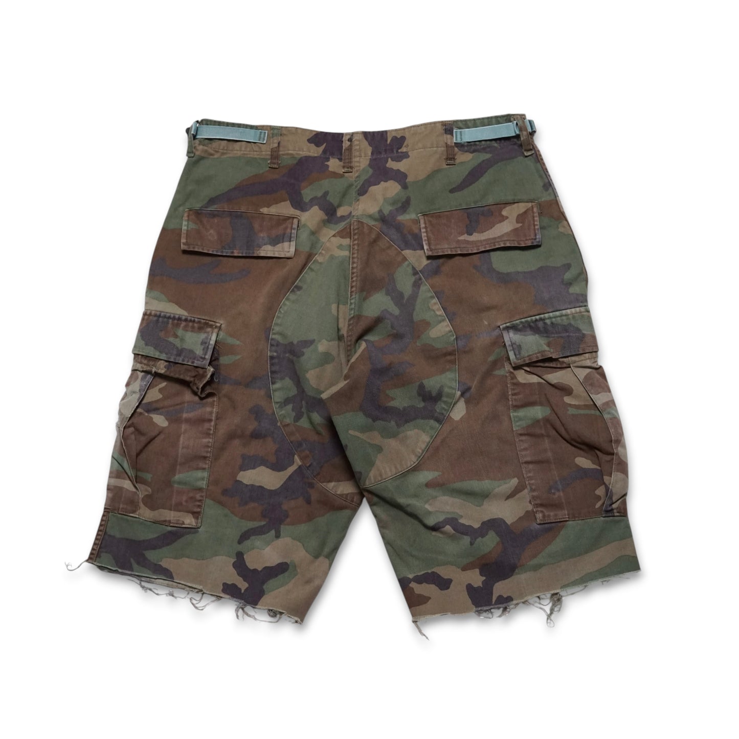 2000s Military Cargo Short "Camo" Size: M