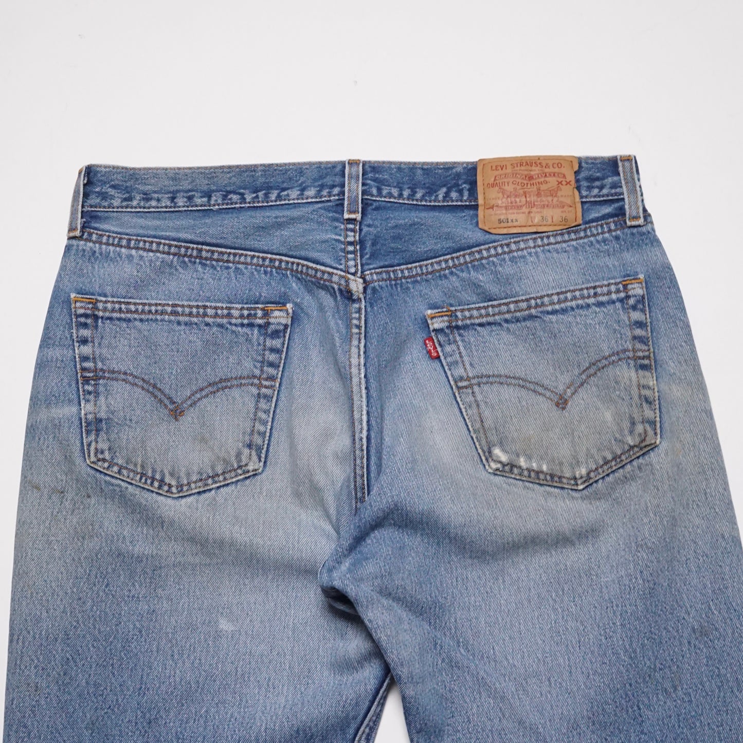 1990s Levi 501 "Sand" Size: 34W/32L