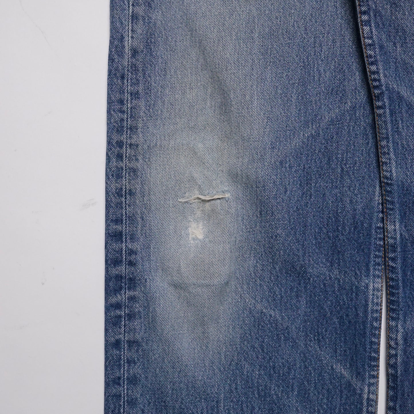 1990s Levi 501 "Stone" Size: 35W/32L