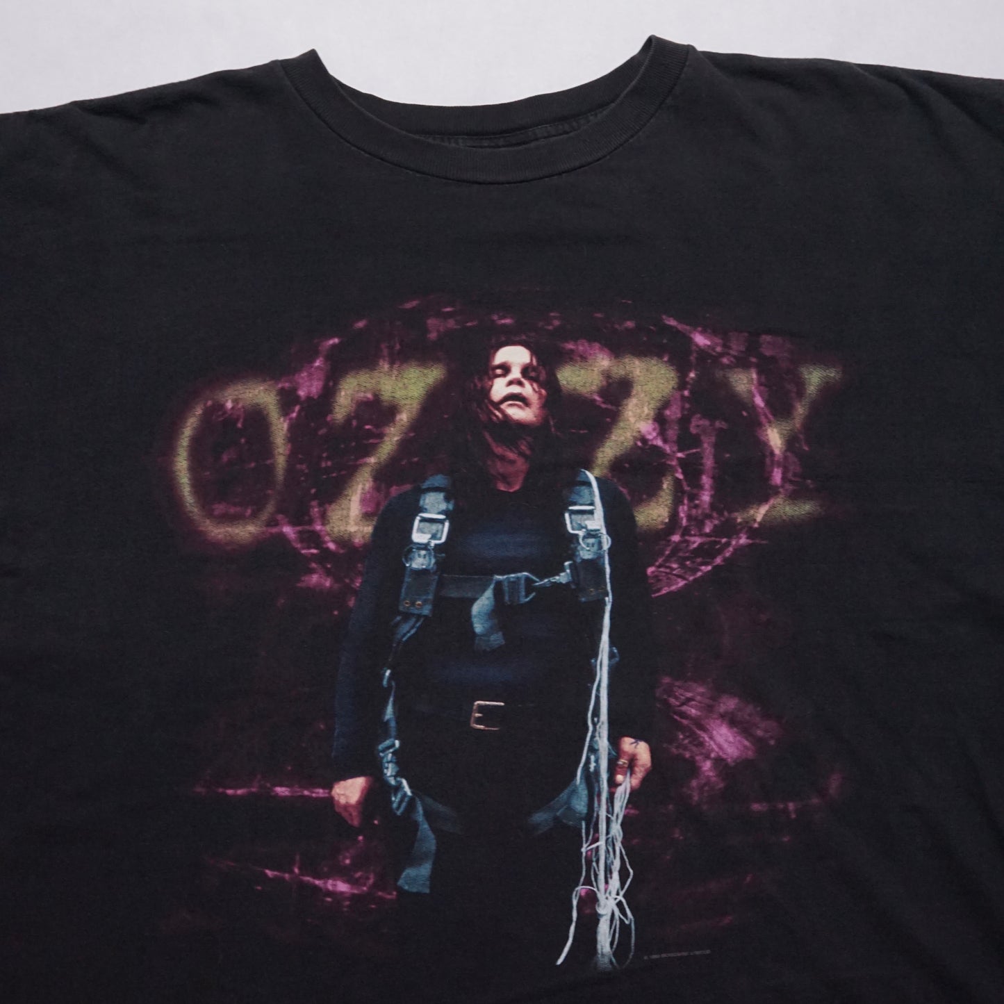 1990s Ozzy Osbourne “Faded” Size: L/XL