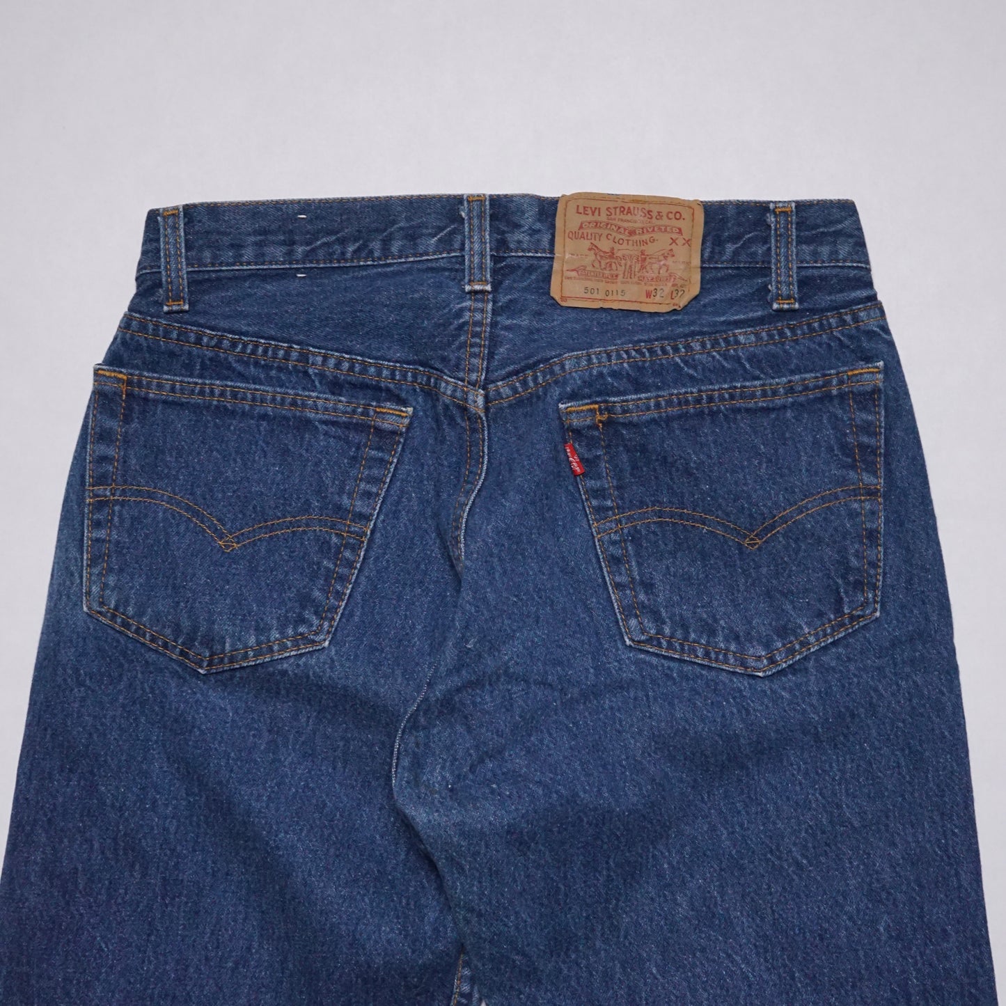 1980s Levi 501 "Dark Wash" Size: 30W/32L