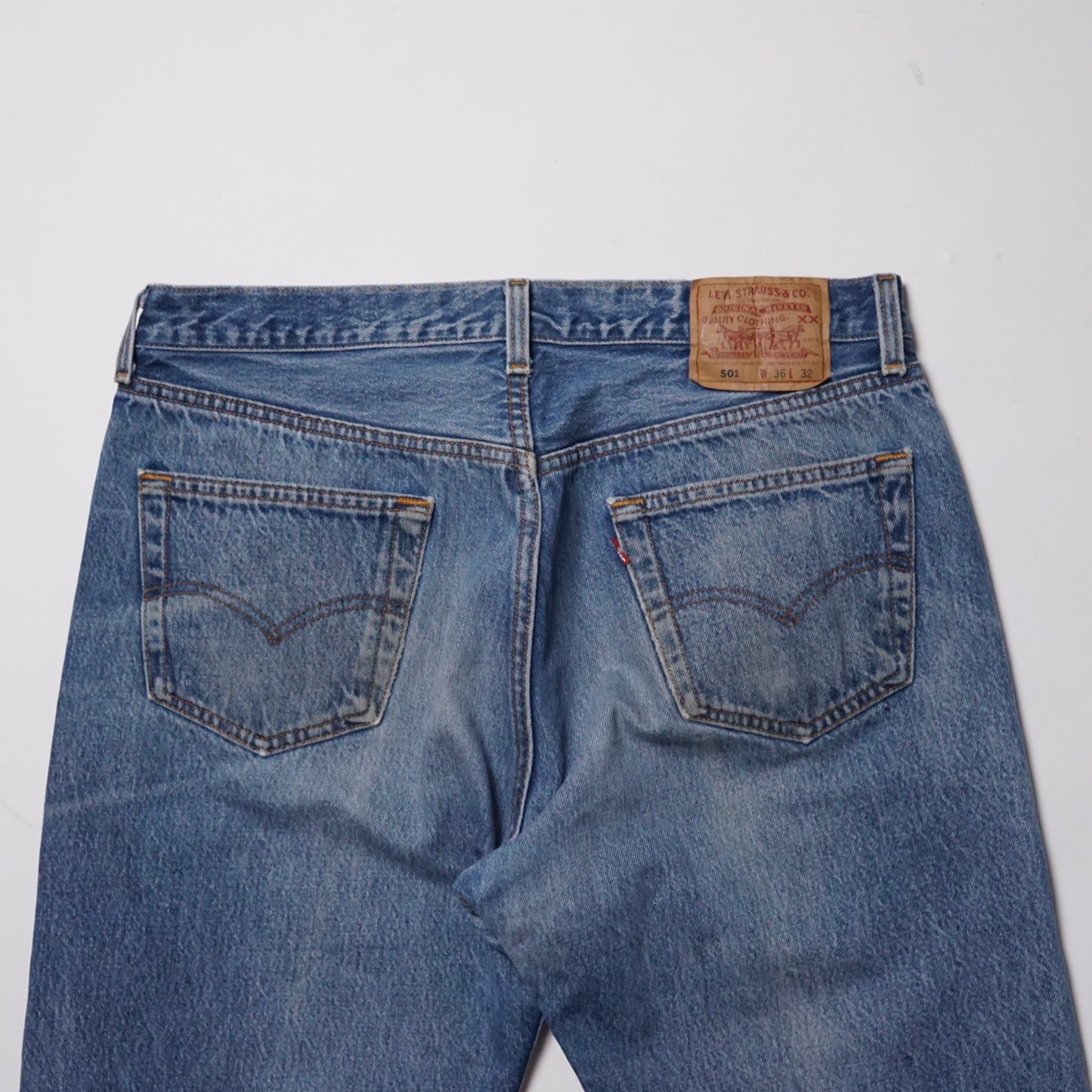 1990s Levi 501 "Stone" Size: 35W/32L