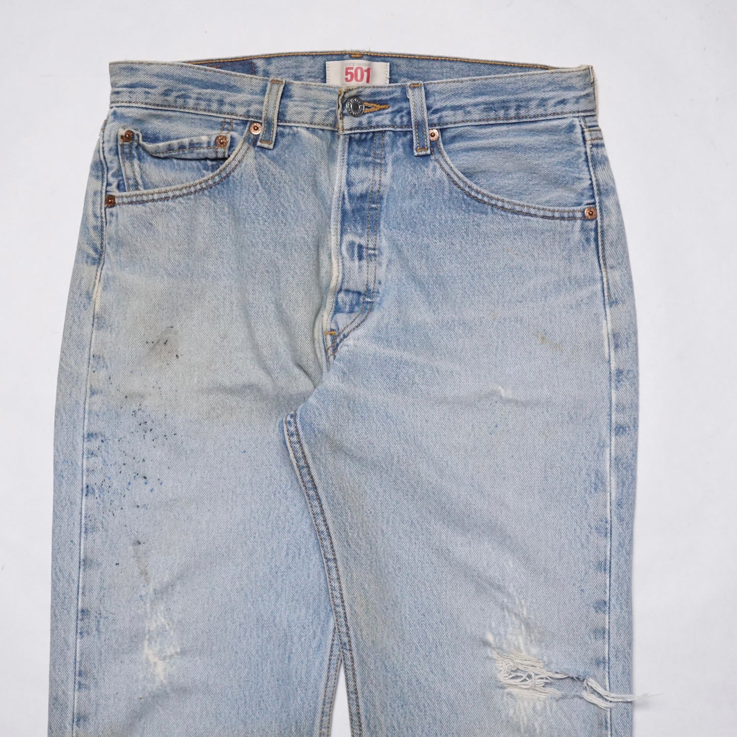 2000s Levi 501 "Light Wash" Size: 30W/31L