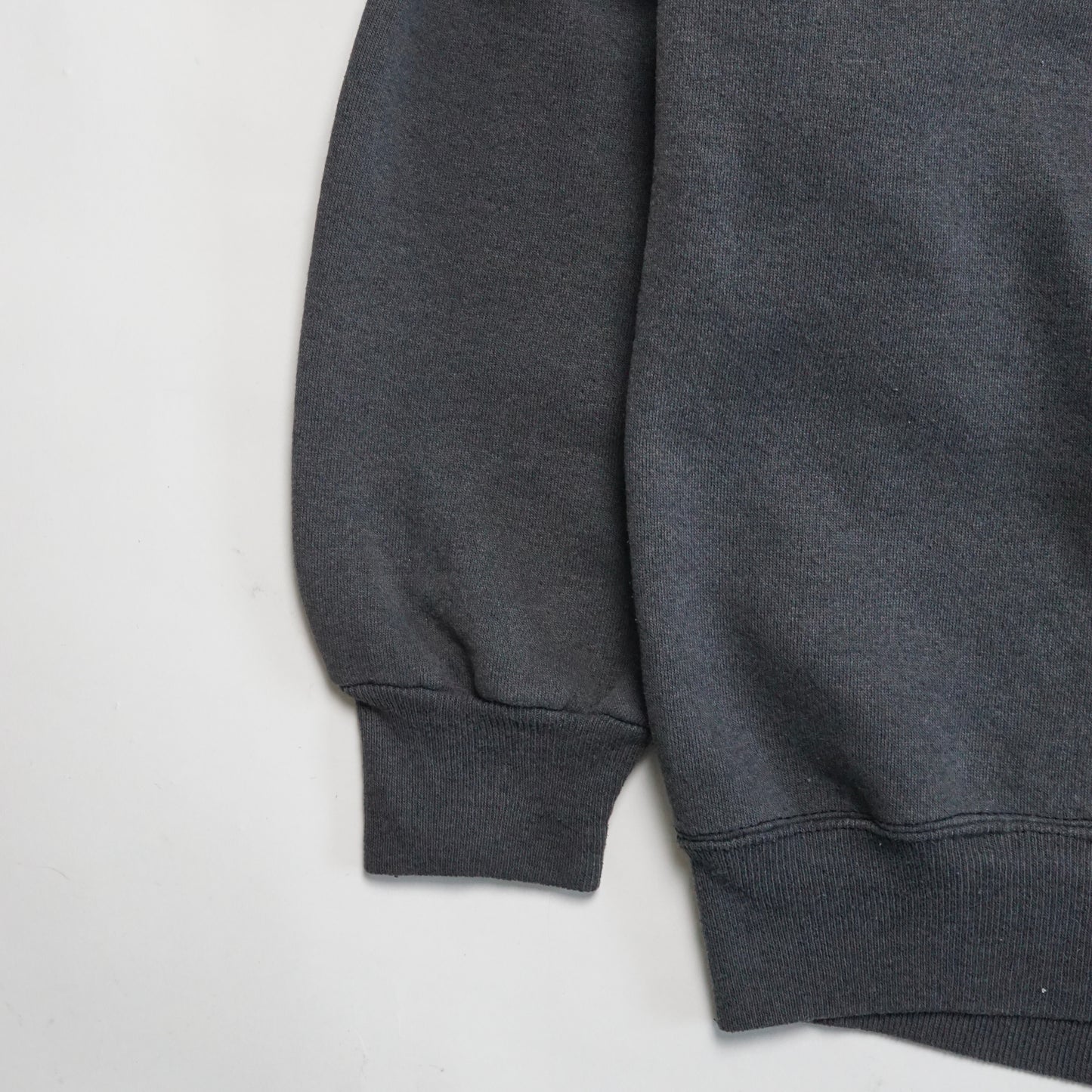 1990s Sweatshirt "Faded" Size: XL
