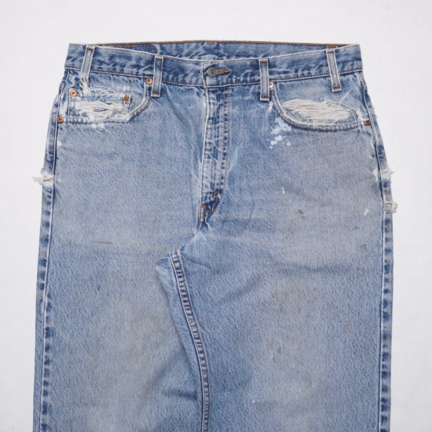 1990s Levi 550 "Thrashed" Size: 34W/32L