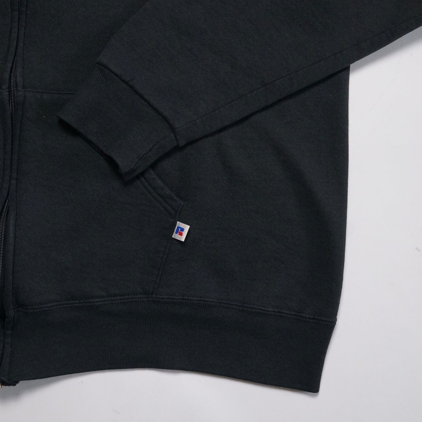 2000s Russell Athletic Zip Up "Black" Size: XL/XXL