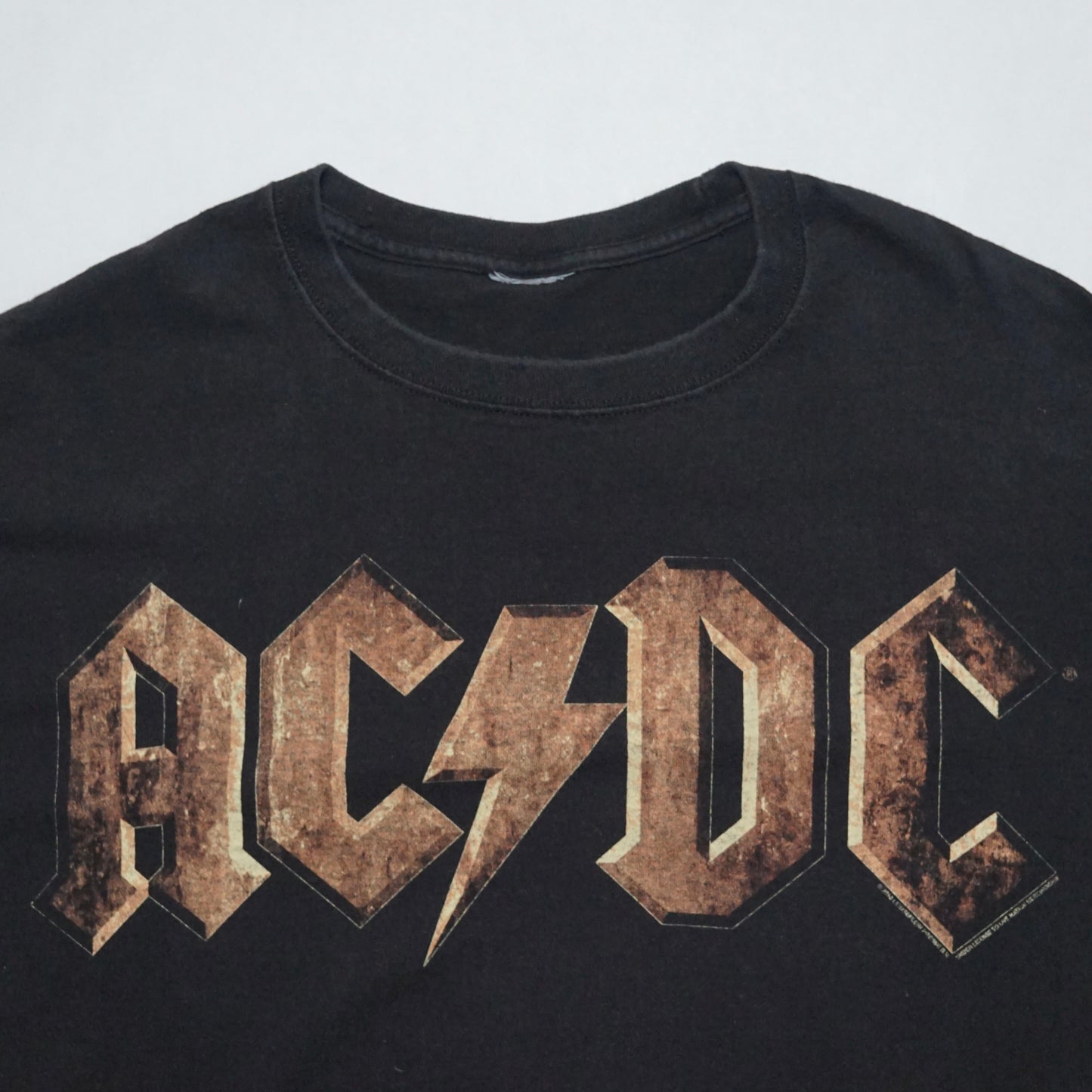 2000s AC/DC "Faded" Size: L/XL