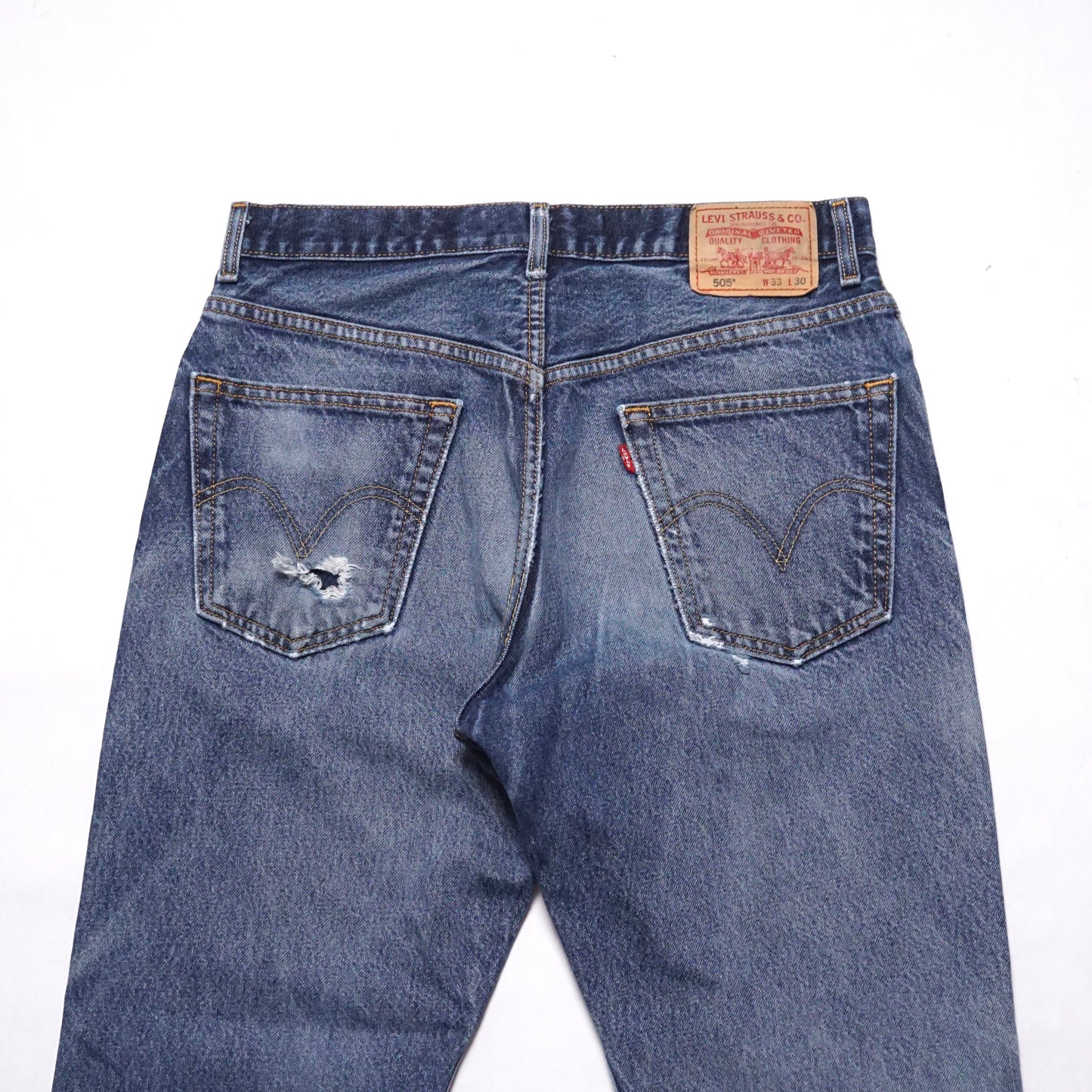 2000s Levi 505 "Sand" Size: 33W/30L