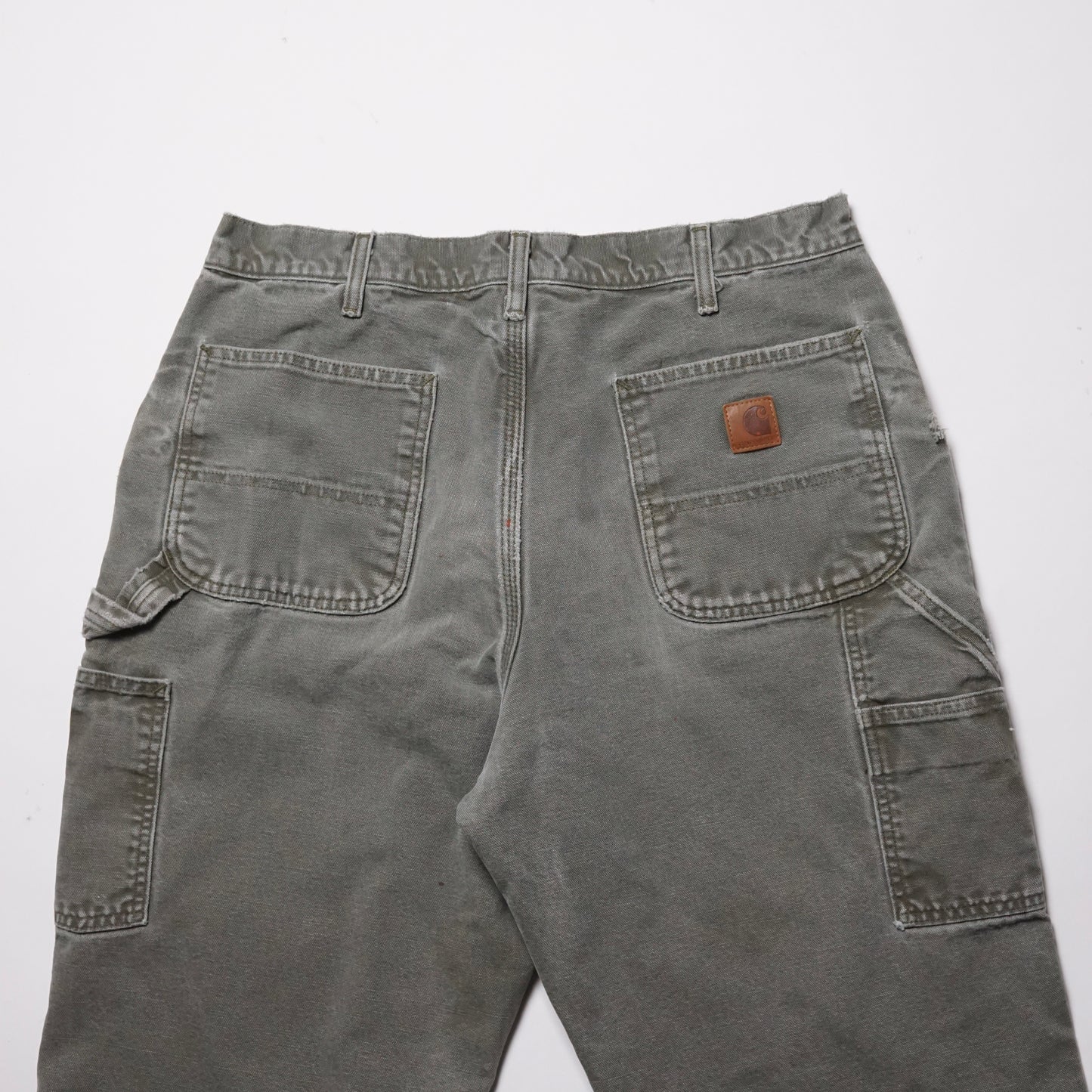 2000s Carhartt Carpenter Pant “Olive” Size: 34W/31L
