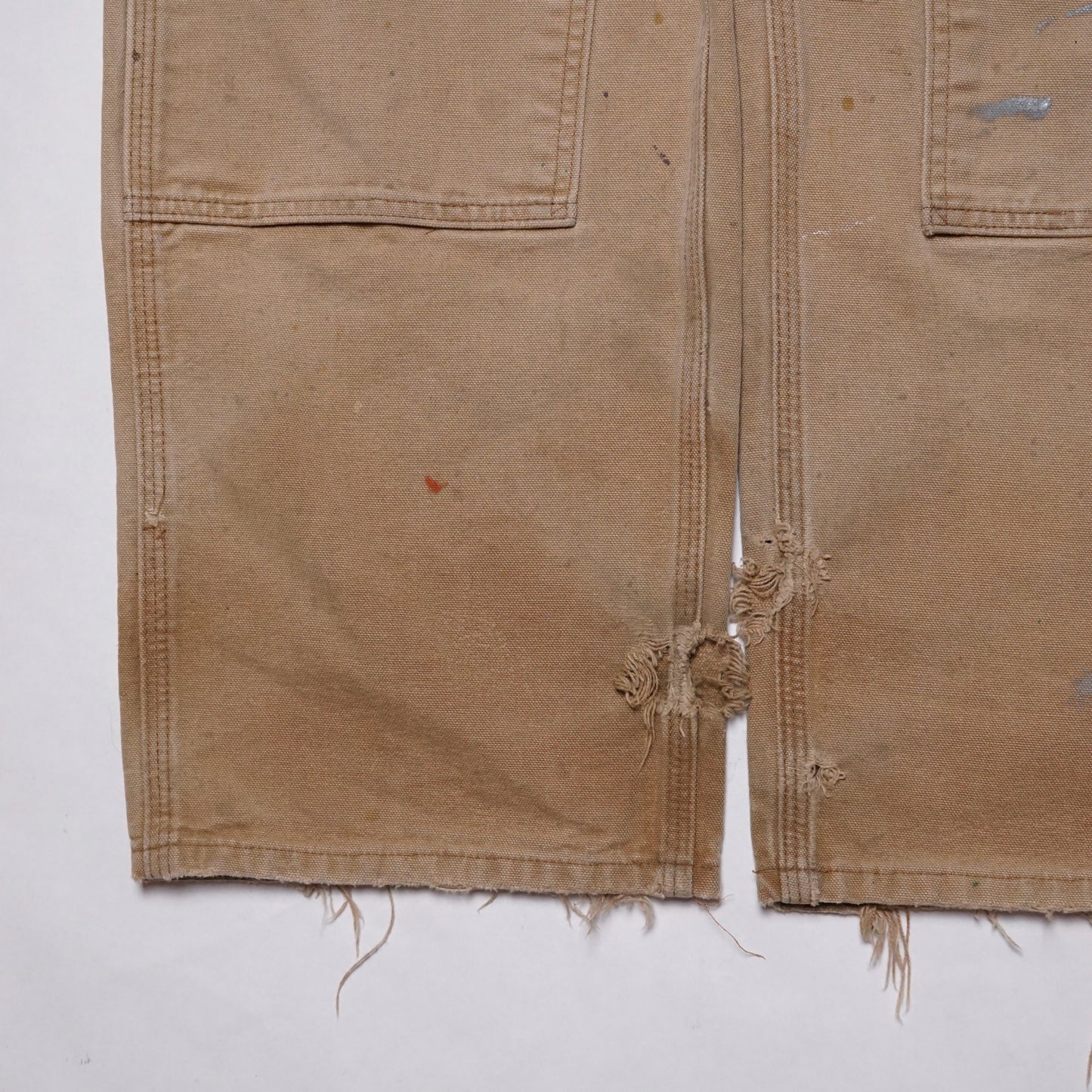 2000s Carhartt Double Knee “Thrashed” Size: 38W/31L