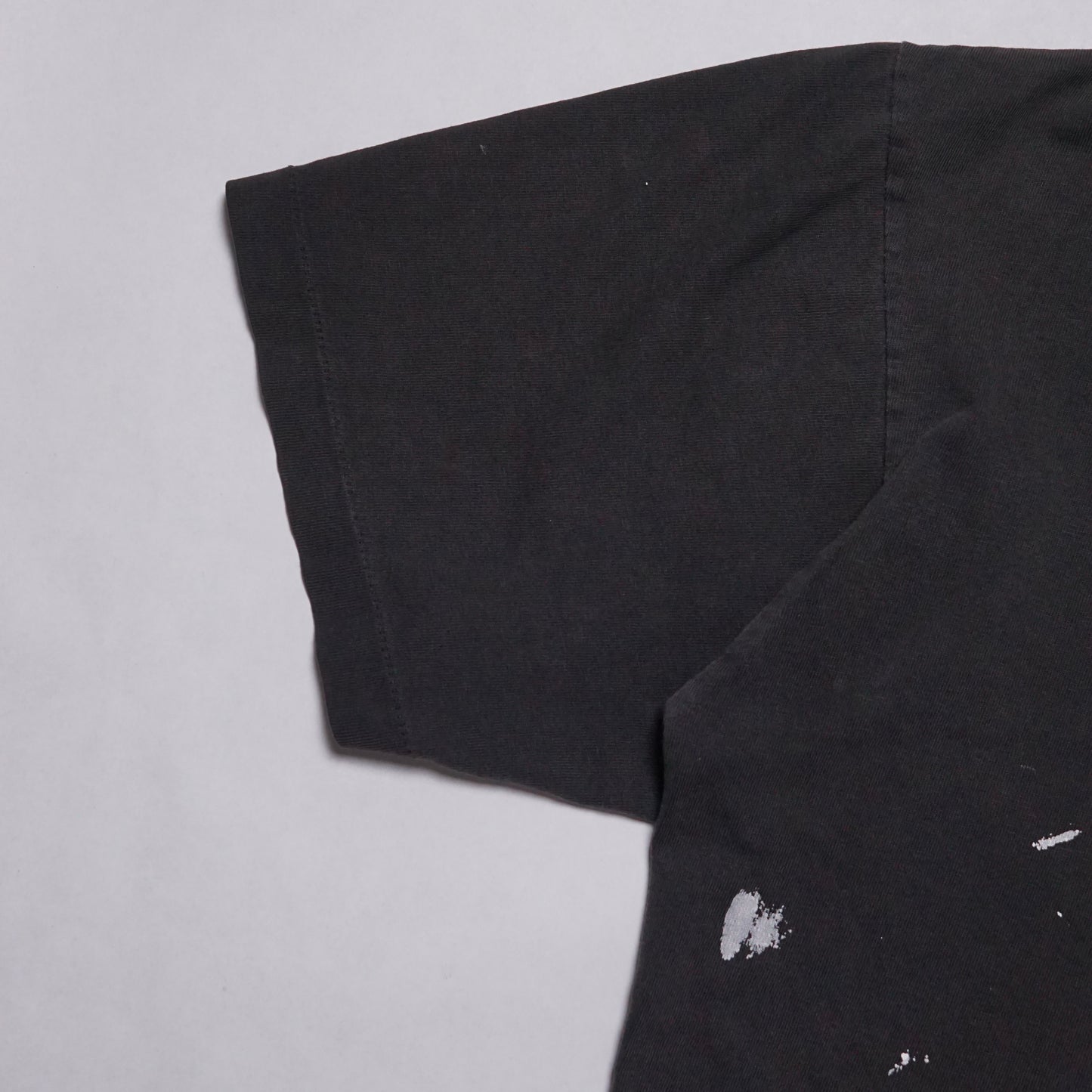 1990s Pink Floyd “The Wall” Size: XL