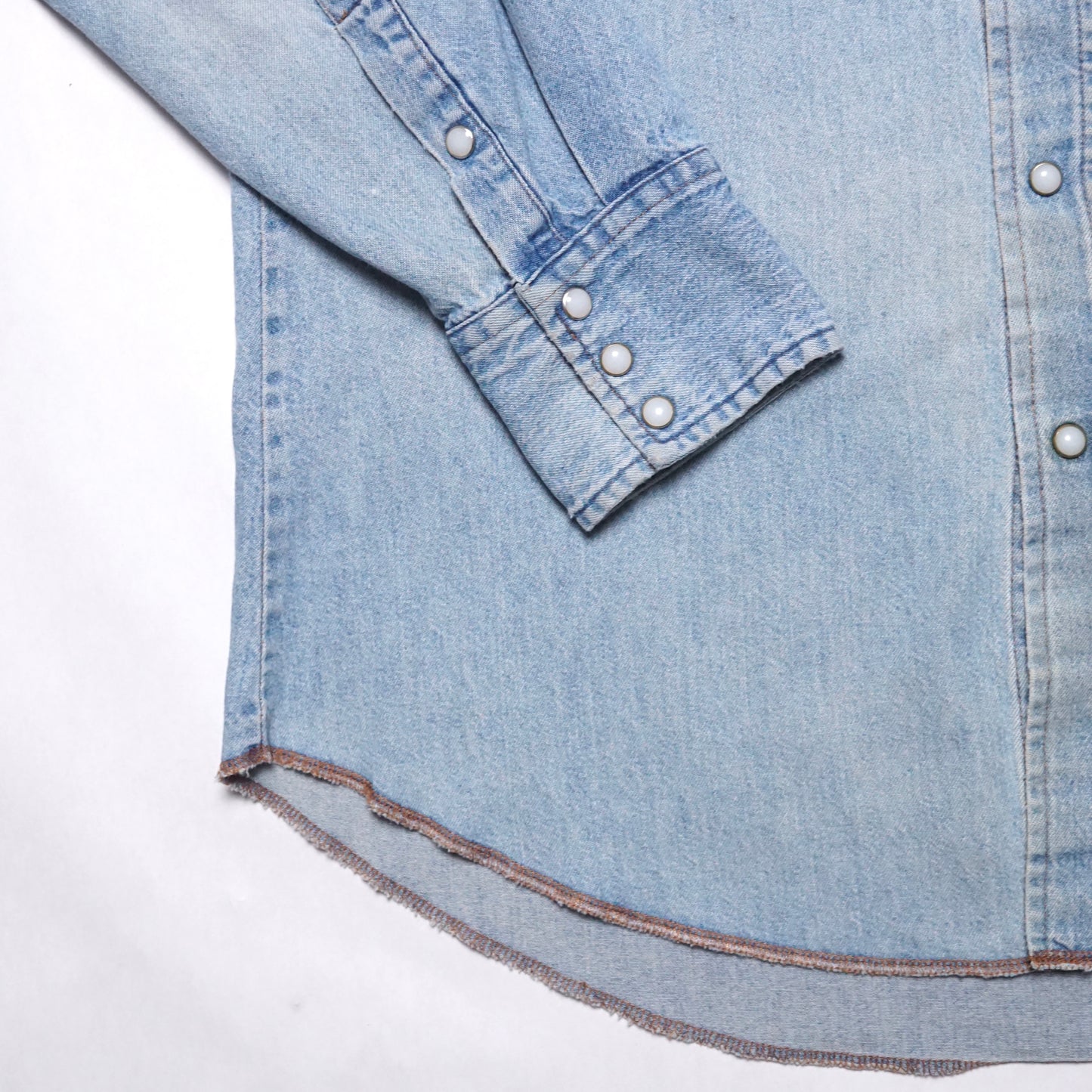 1990s Wrangler Pearl Snap Size: L/XL