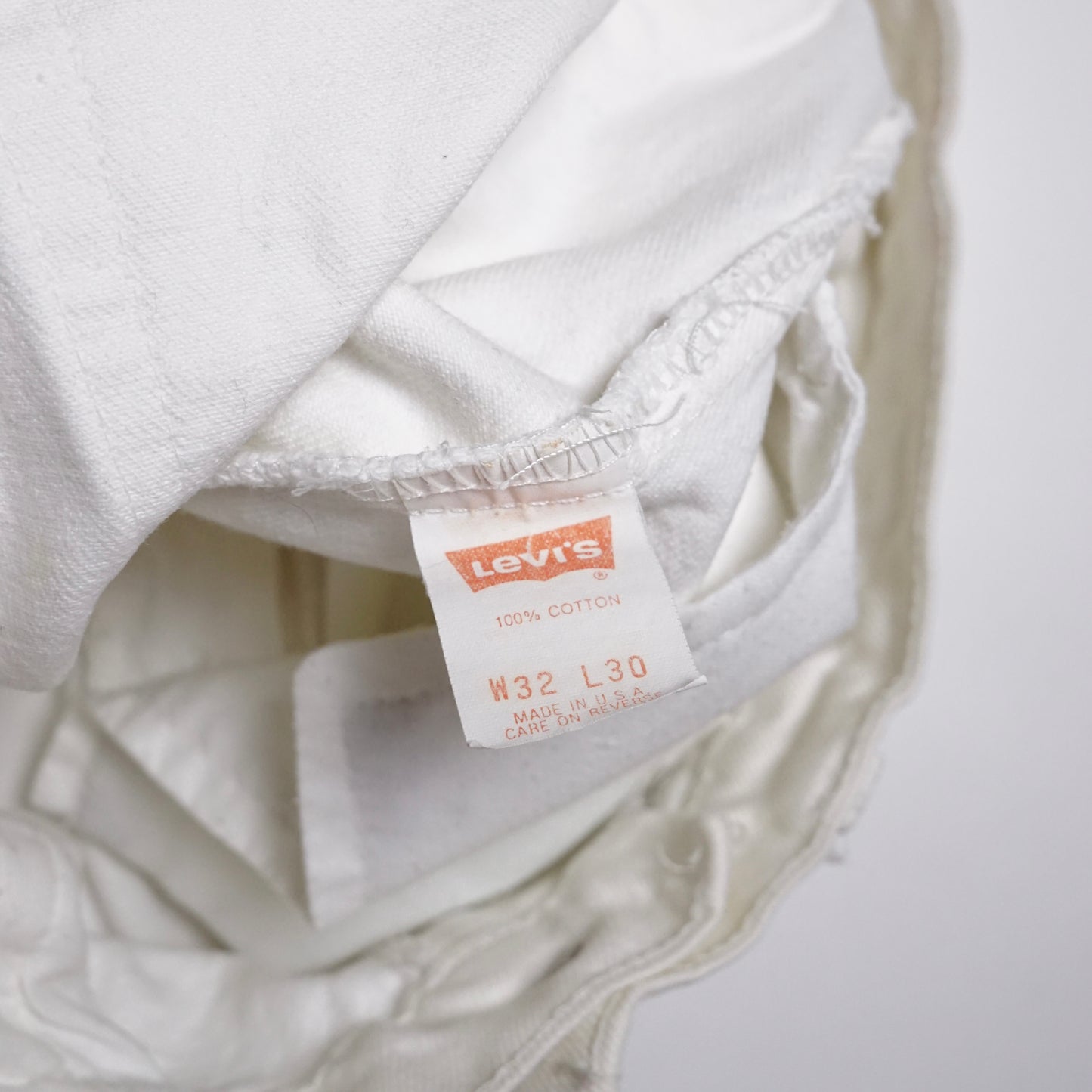 1980s Levi 501 "White" Size: 31W/27L