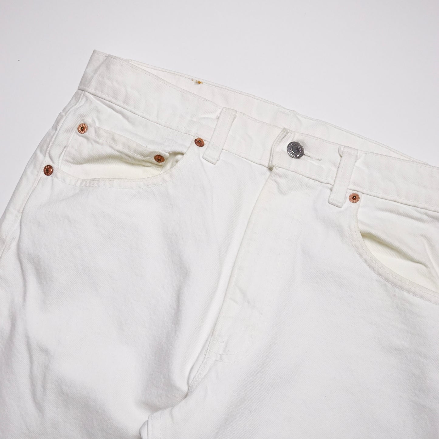 1980s Levi 501 "White" Size: 31W/27L