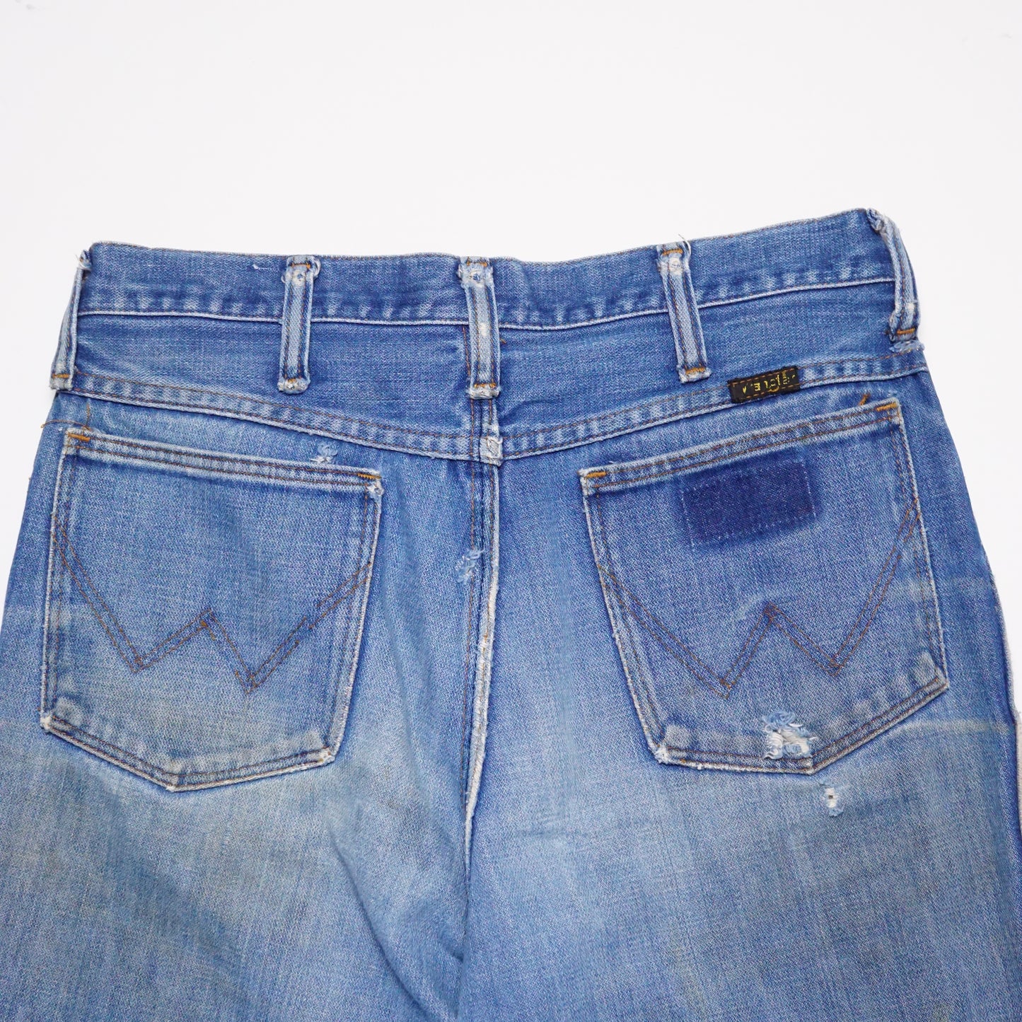 1970s Wrangler Flares "Distressed" Size: 30W/34L