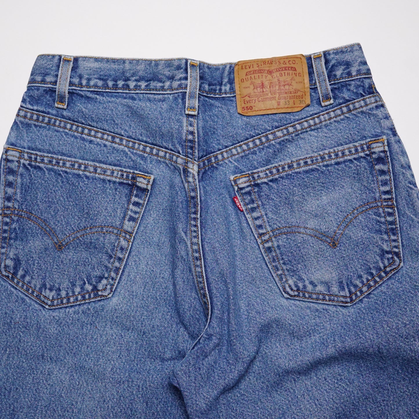 1990s Levi 550 "Stone" Size: 31W/28L