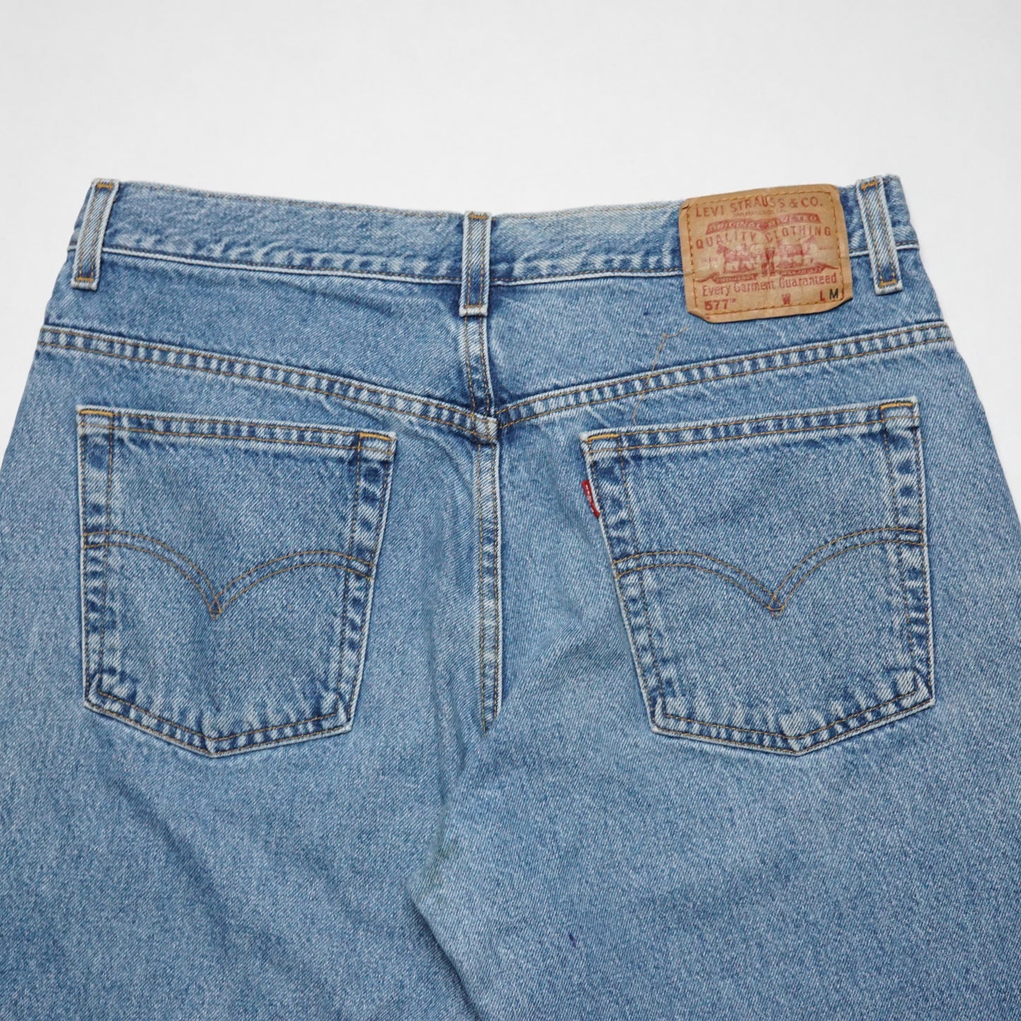 2000s Levi 577 "Stone" Size: 33W/32L