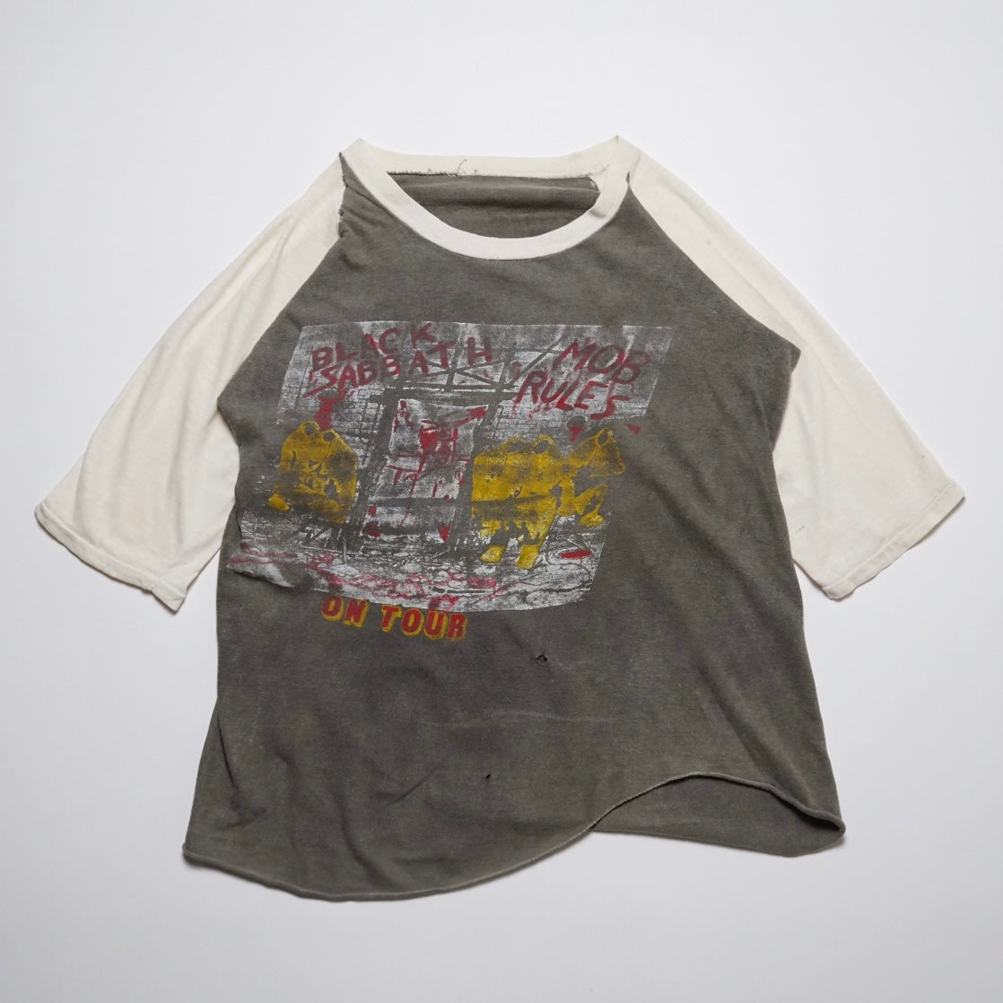 1980s Black Sabbath "Mob Rules" Size: S/M