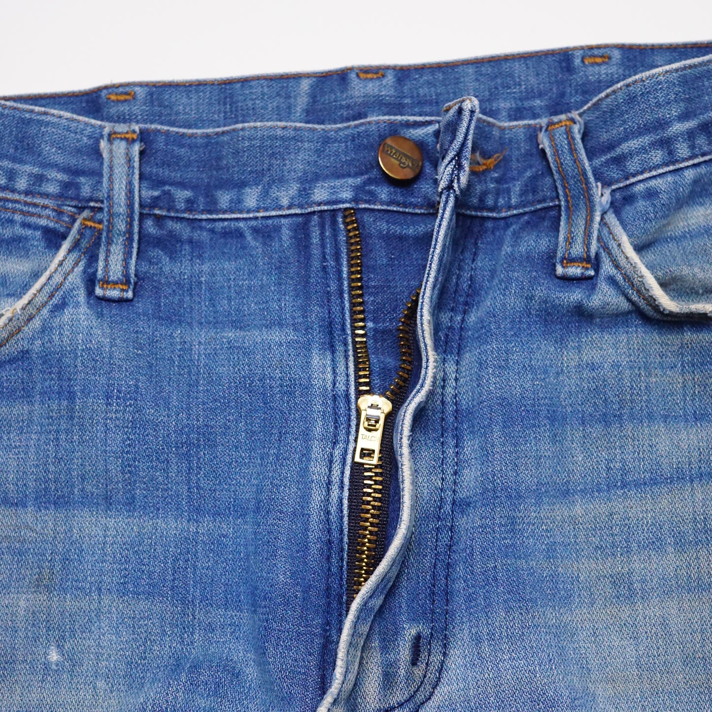 1970s Wrangler Flares "Distressed" Size: 30W/34L