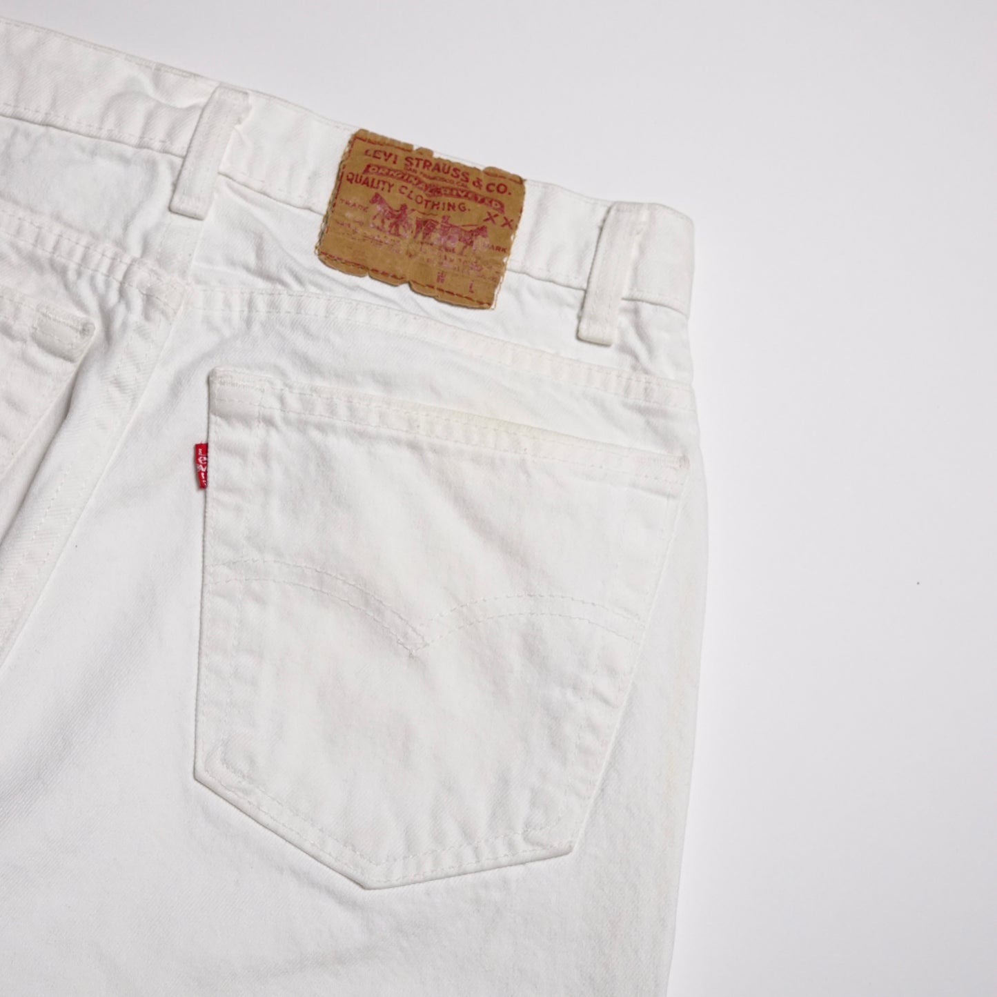 1980s Levi 501 "White" Size: 31W/27L