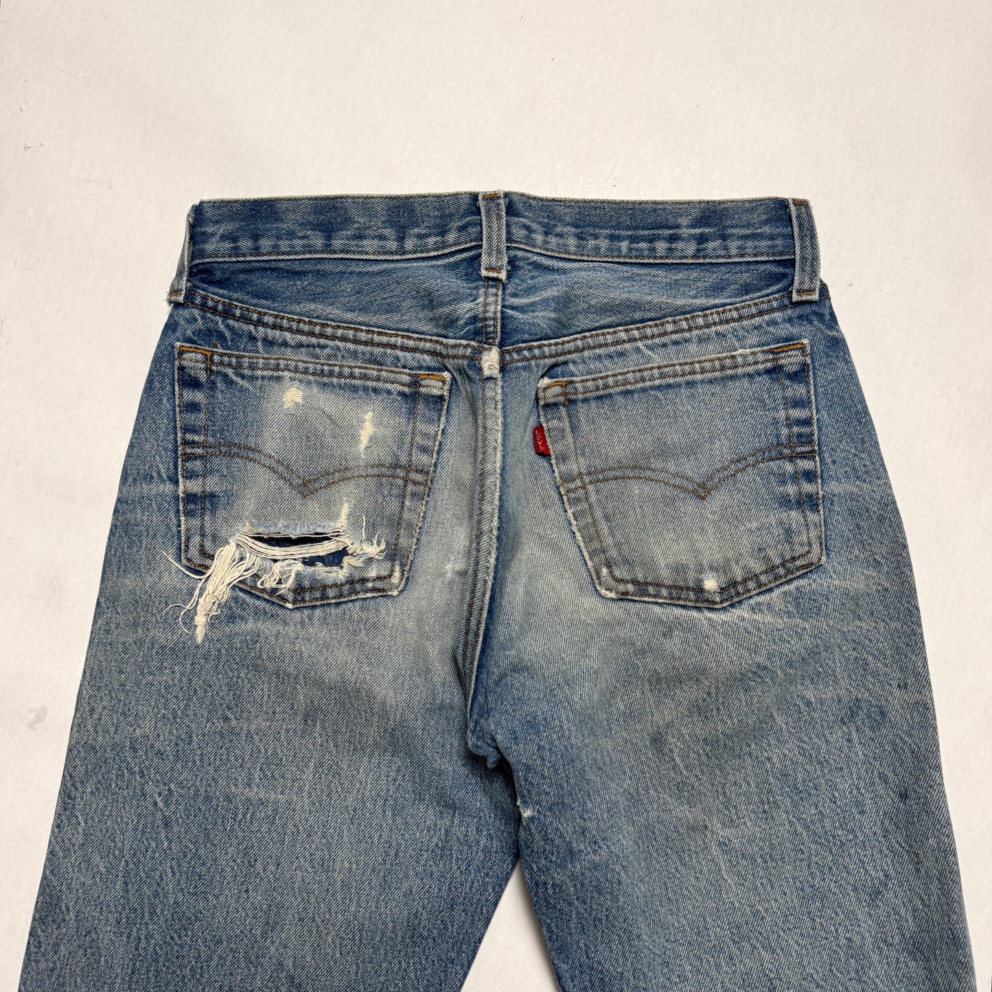 1980s Levi 501 "Faded" Size: 27W/35L