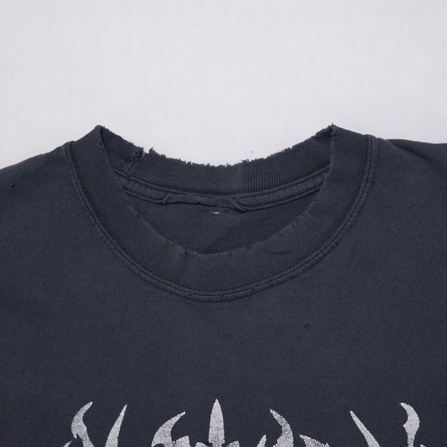 2000s Heavy Metal "Distressed" Size: S