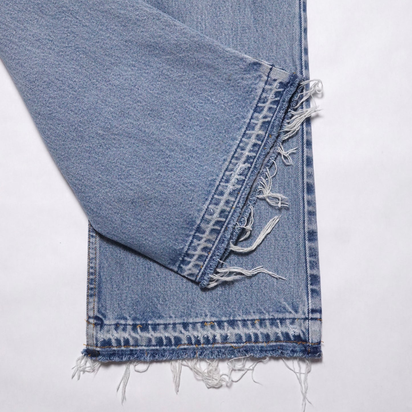 1990s Levi 517 "Light Wash" Size: 36W/34L