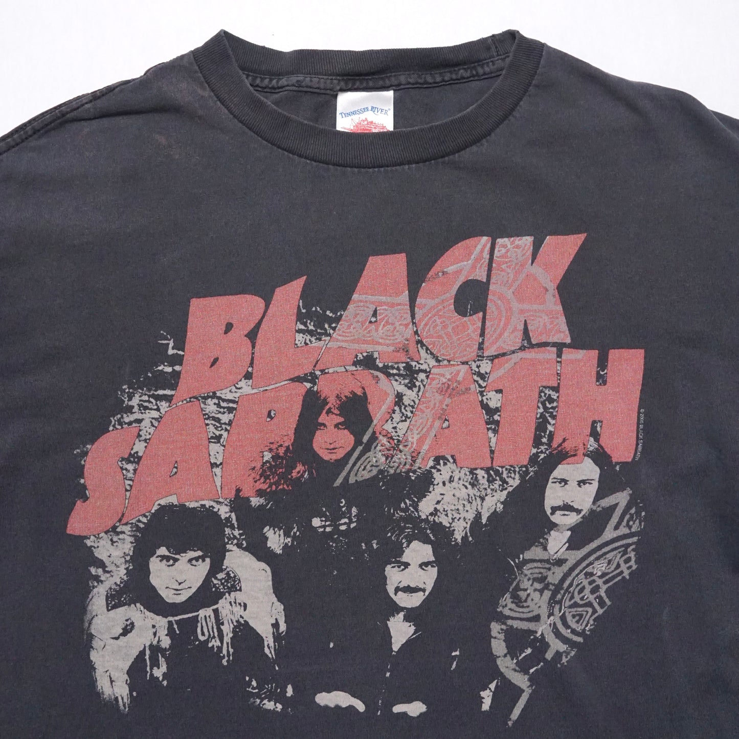 2000s Black Sabbath "Faded" Size: S/M