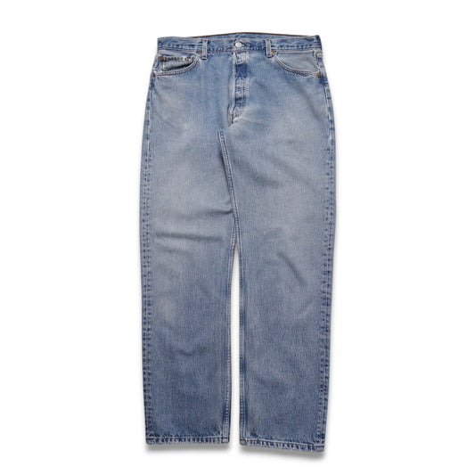 2000s Levi 501 "Light Wash" Size: 35W/32L