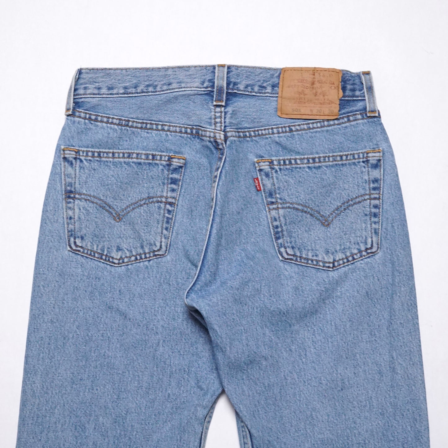 1990s Levi 501 "Light Wash" Size: 29W/30L