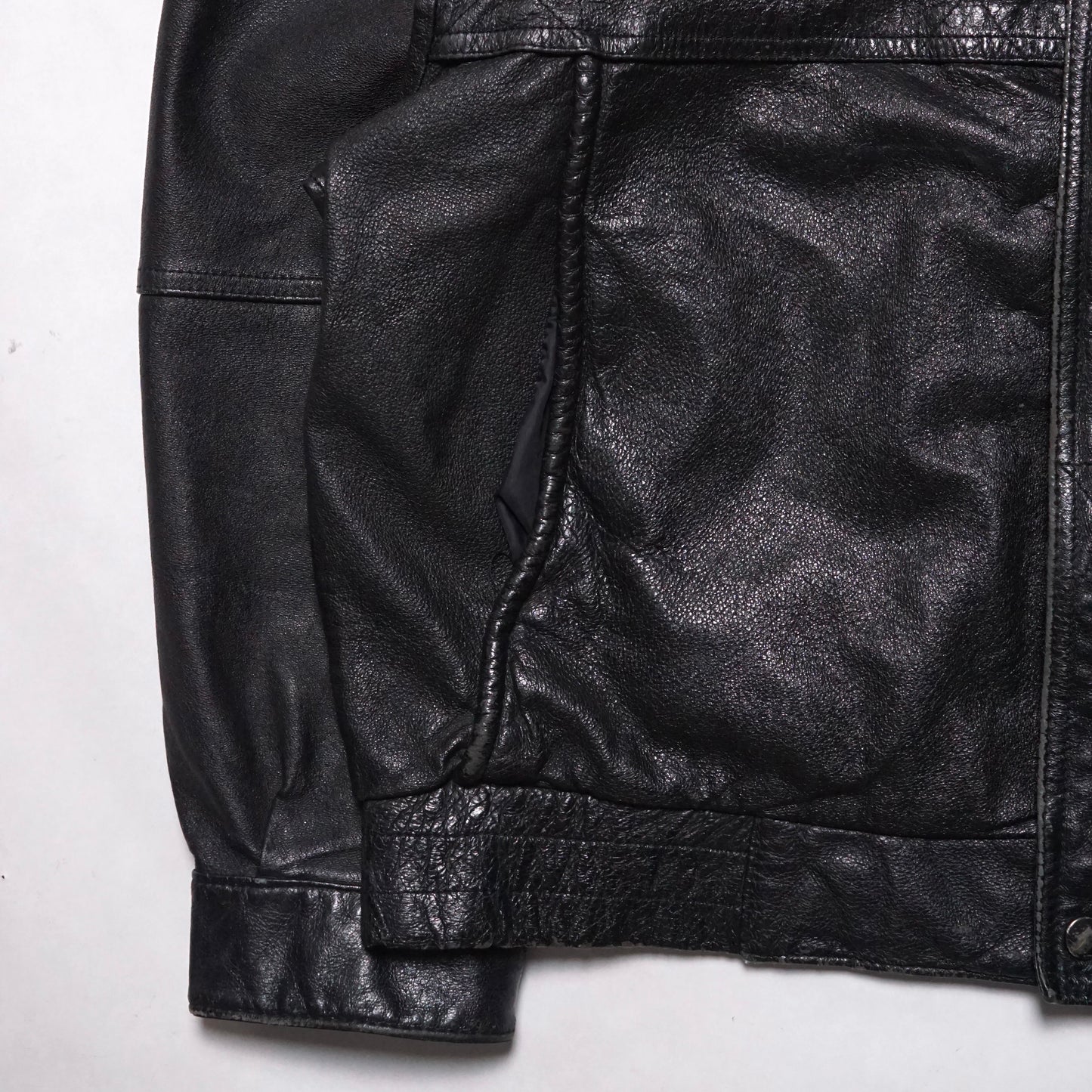 1980s Leather Bomber Jacket "Black" Size: M