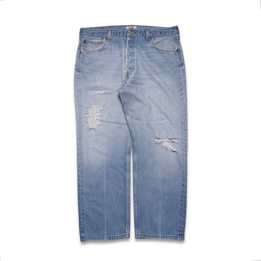 2000s Levi 501 "Distressed" Size: 36W/28L