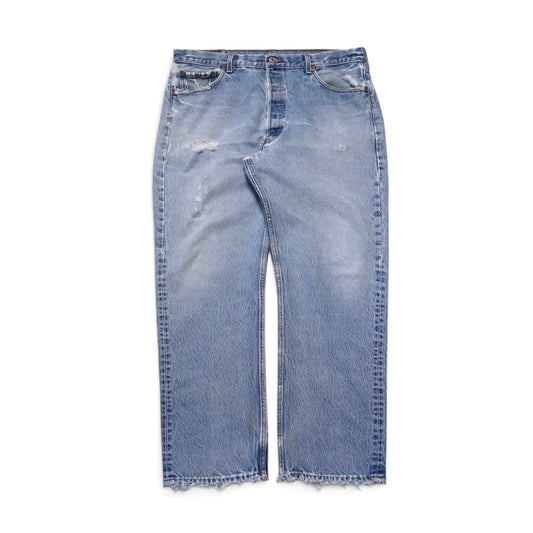 2000s Levi 501 "Distressed" Size: 36W/29L