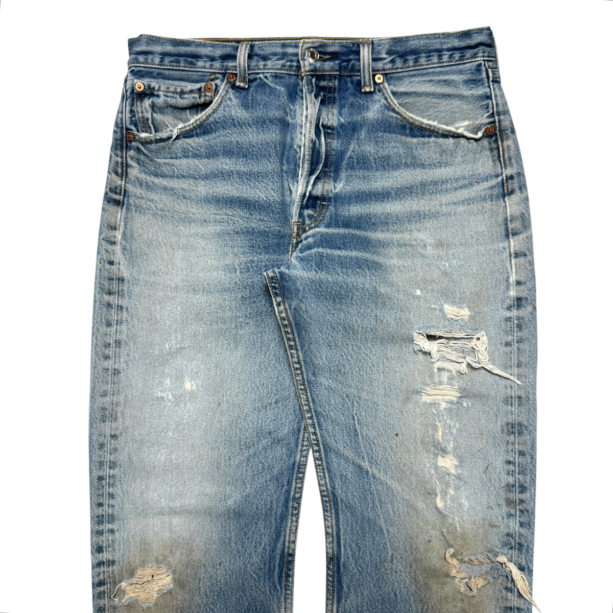 2000s Levi 501 "Distressed" Size: 32W/30L