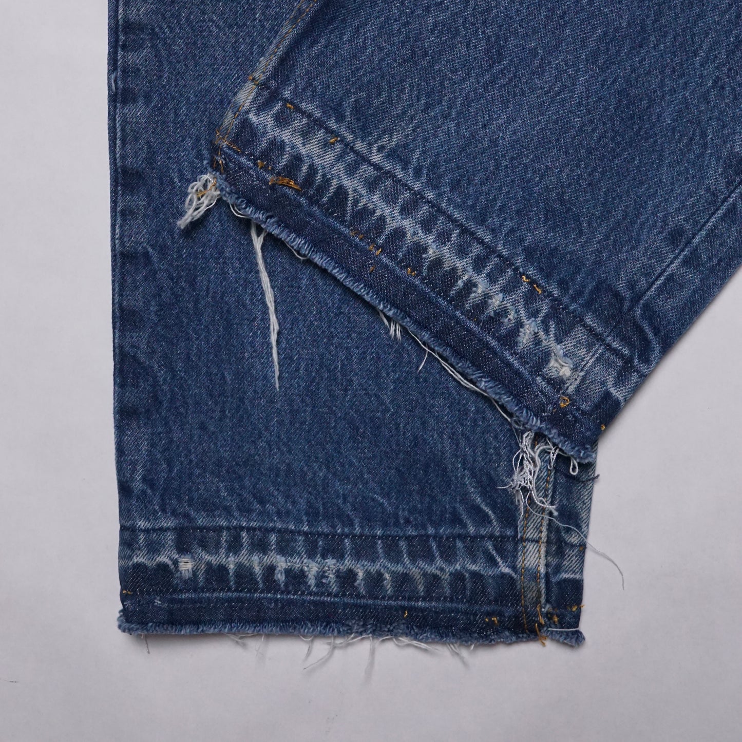 2000s Levi 501 “Indigo” Size: 32W/29L