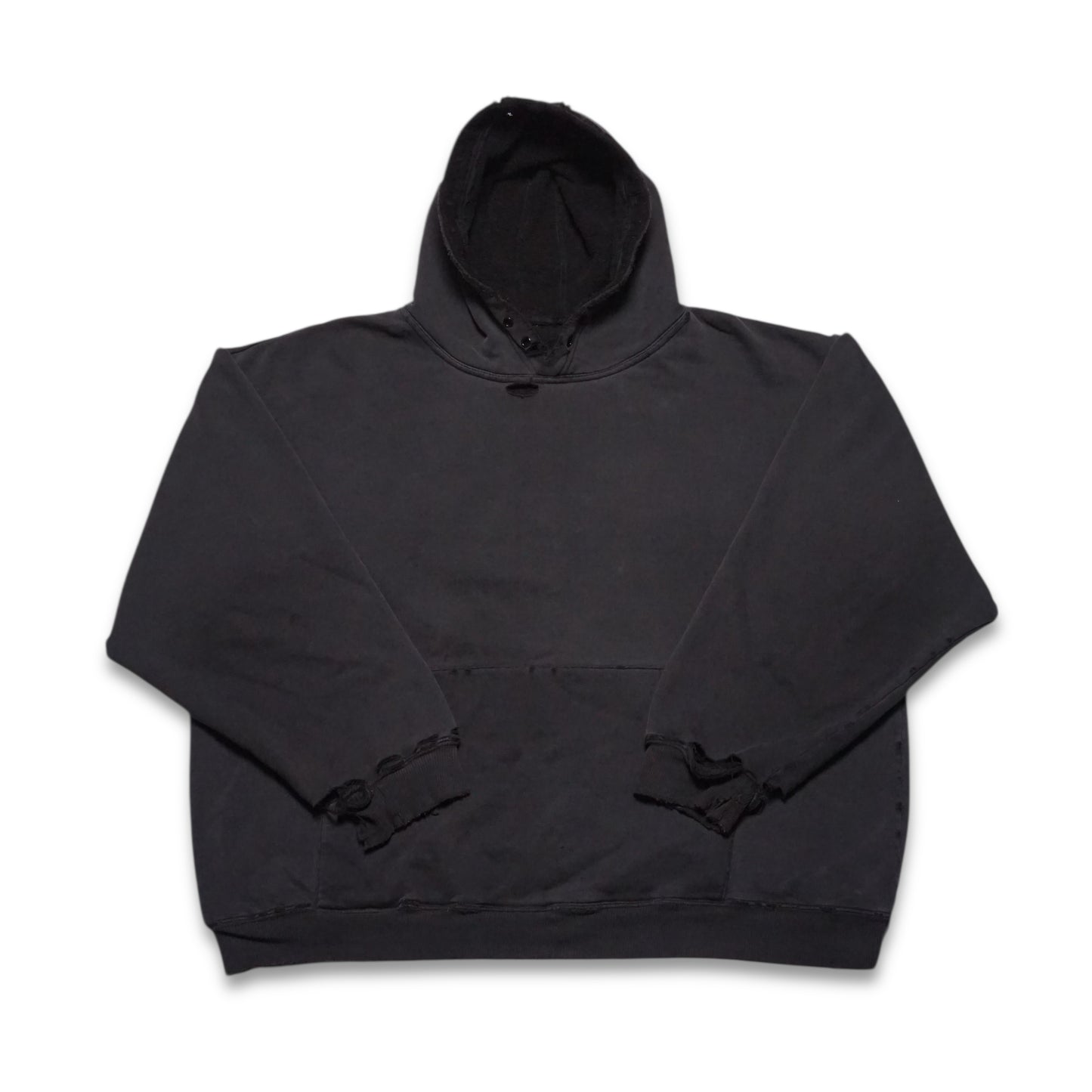 2000s Sweatshirt Hoodie "Thrashed" Size: L/XL