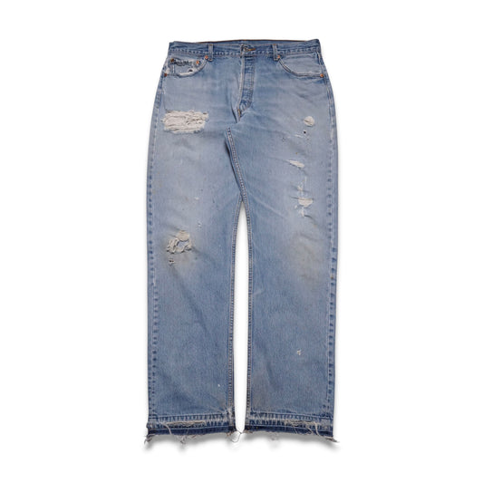 2000s Levi 501 "Distressed" Size: 35W/33L