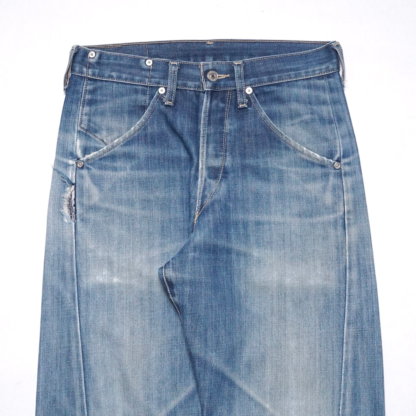 2000s Levi Engineered Denim Size: 29W/30L