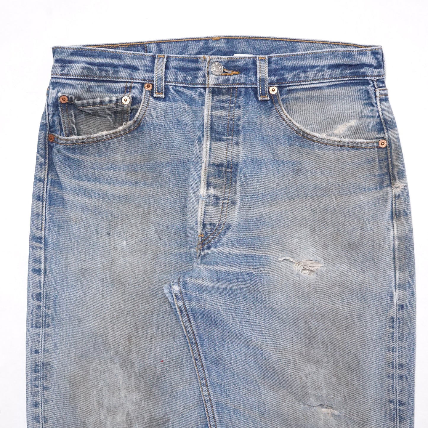 1990s Levi 501 "Thrashed" Size: 31W/32L