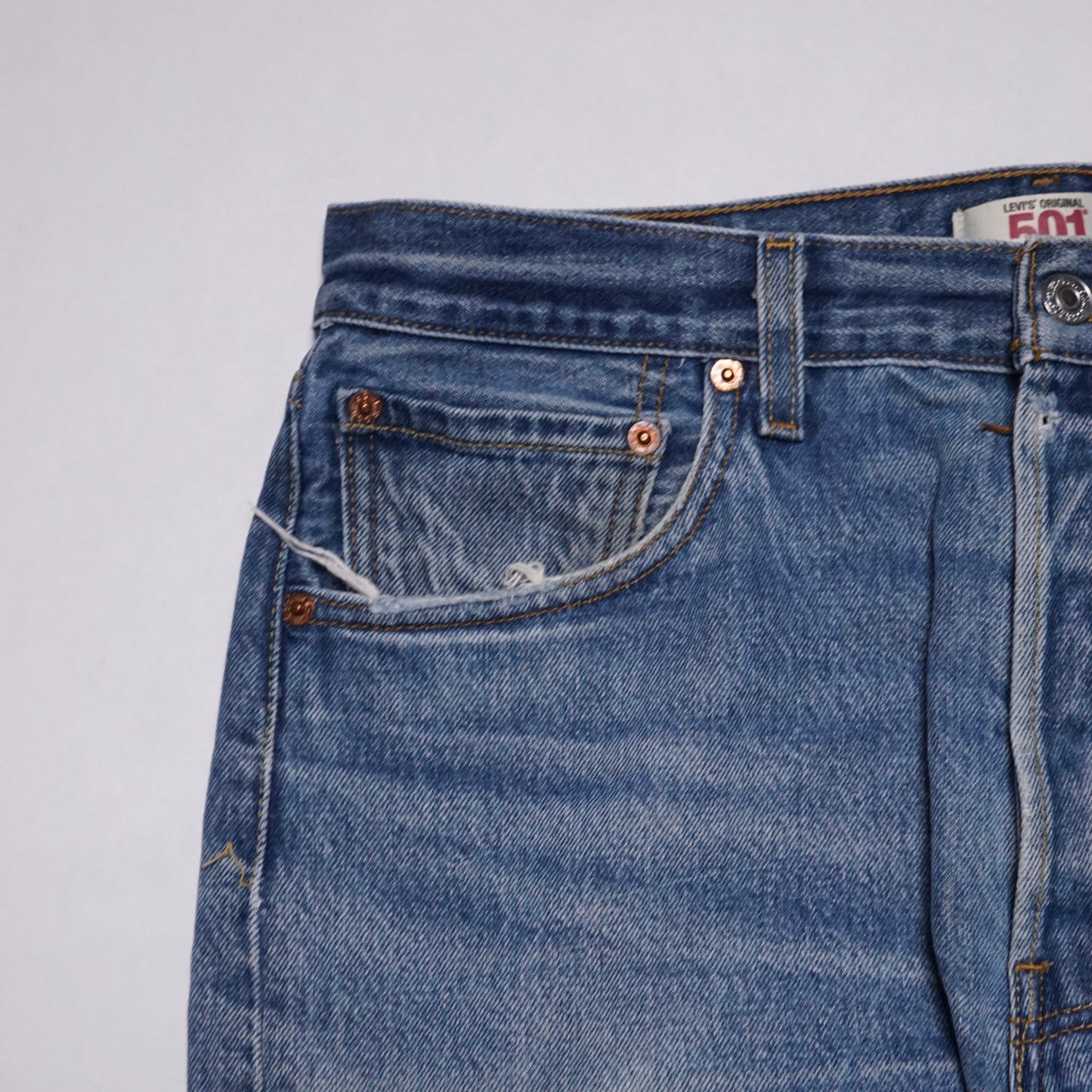 2000s Levi 501 "Stone" Size: 33W/28L