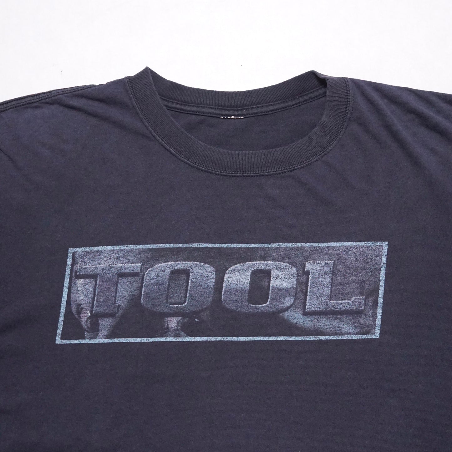 2000s Tool "Schism" Size: XL