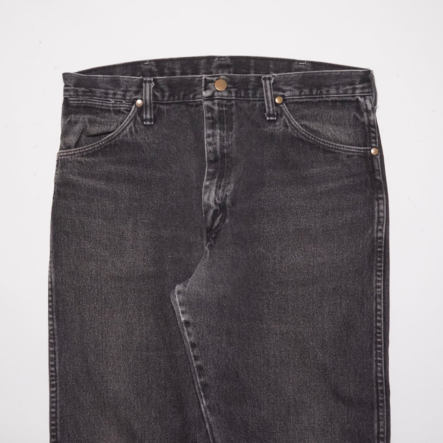 1980s Wrangler 13MWZ "Faded" Size: 34W/33L