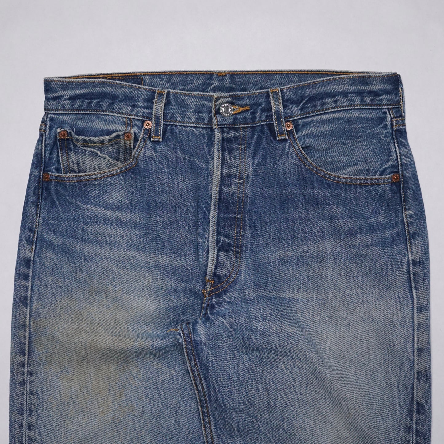 2000s Levi 501 "Stone" Size: 32W/33L
