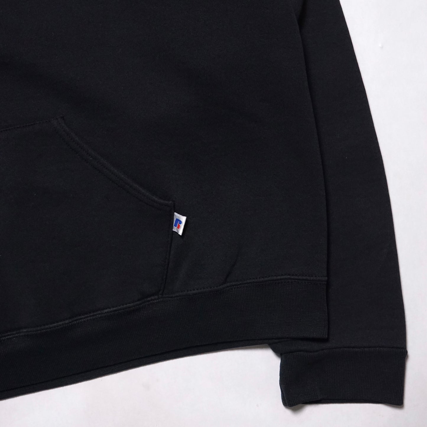 2000s Russell Athletic Hoodie "Black" Size: L/XL