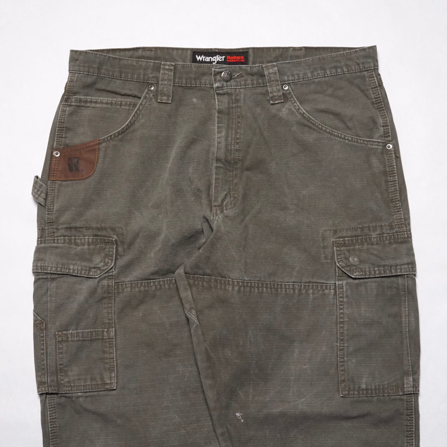 2000s Riggs Carpenter Cargo "Moss" Size: 36W/31L